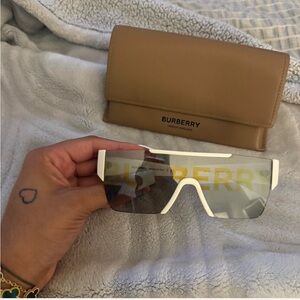 Burberry White Sunglasses Elegant Accessories